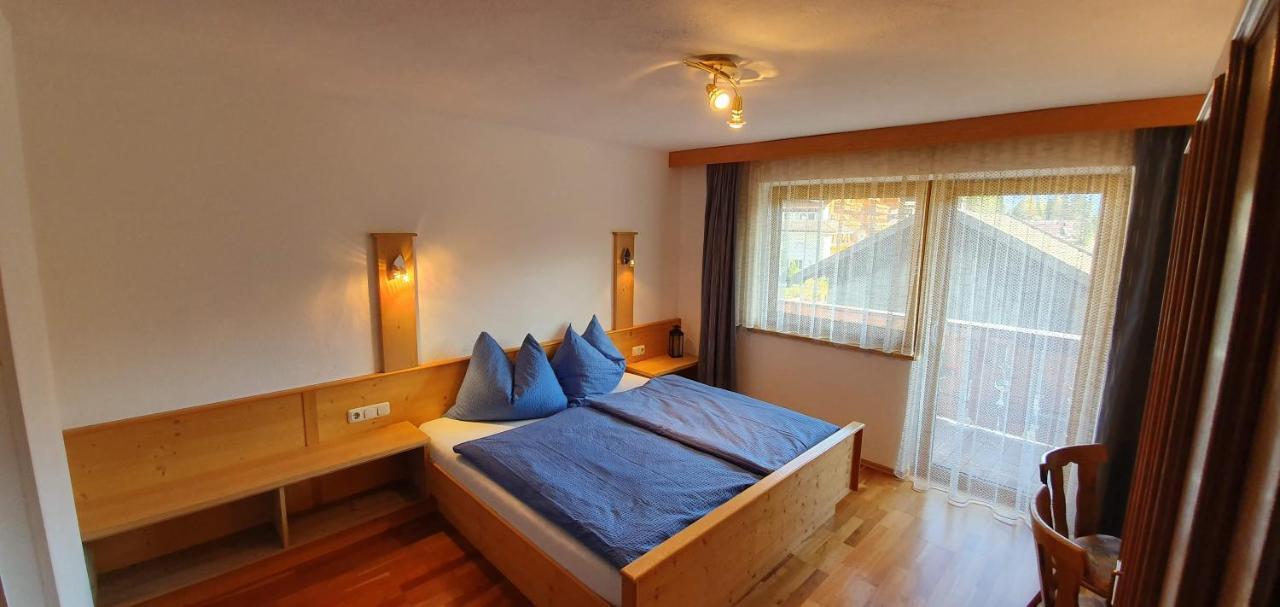 Pension Appartements Via Claudia Лермос Екстер'єр фото