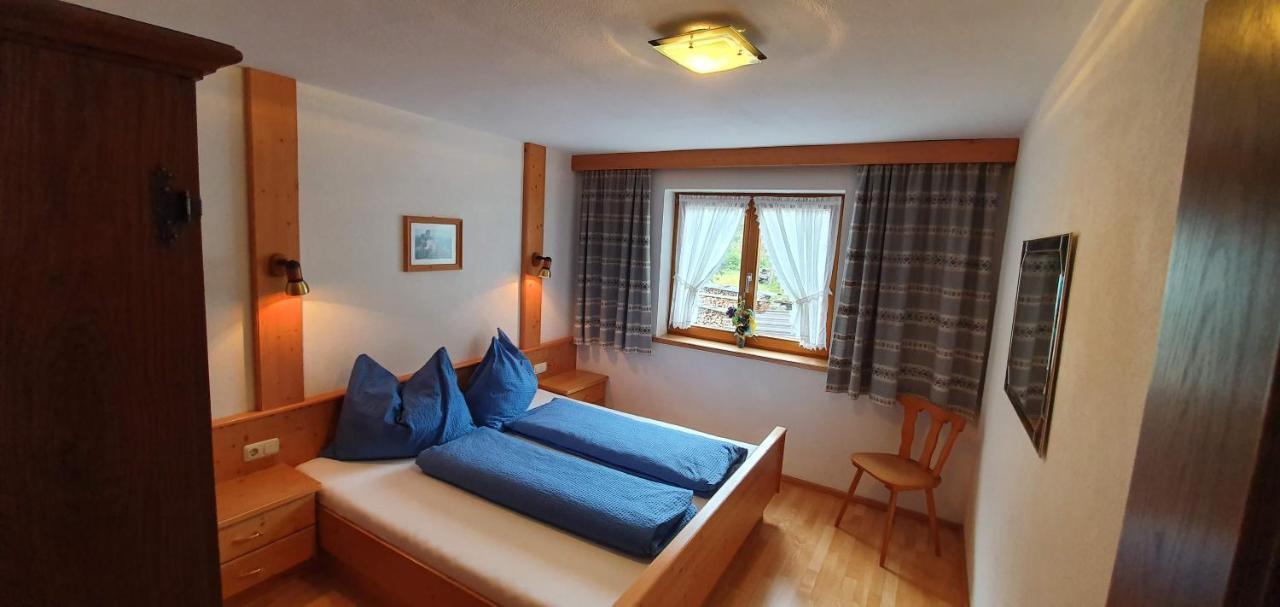 Pension Appartements Via Claudia Лермос Екстер'єр фото